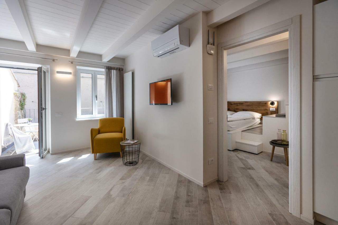 Picalof Apartments Malcesine Bagian luar foto