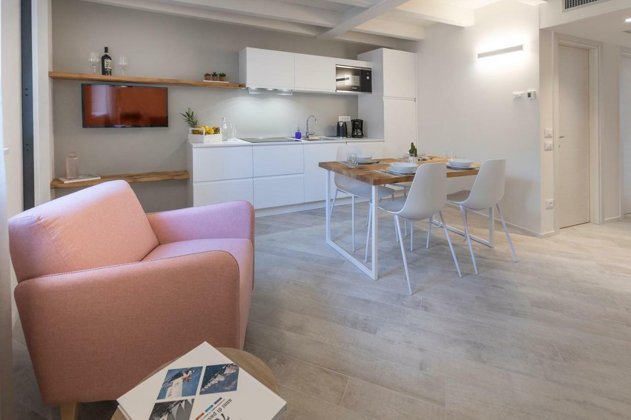 Picalof Apartments Malcesine Bagian luar foto