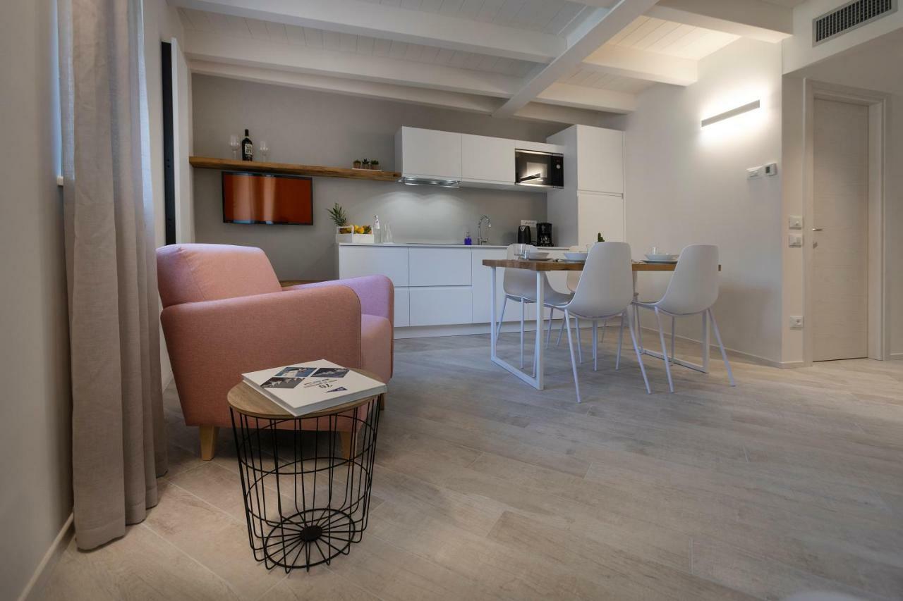 Picalof Apartments Malcesine Bagian luar foto