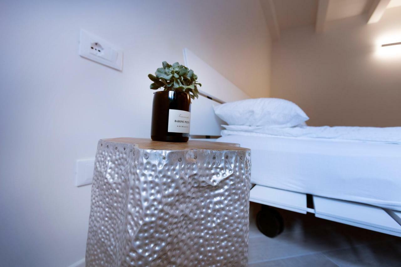 Picalof Apartments Malcesine Bagian luar foto
