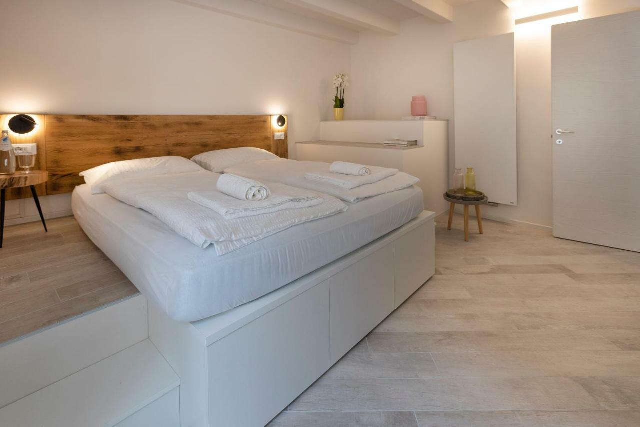 Picalof Apartments Malcesine Bagian luar foto